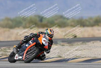 media/Nov-16-2025-Race Pace (Sun) [[8c5fa54630]]/Verified Riders/7-Turn 4 (1155am)/